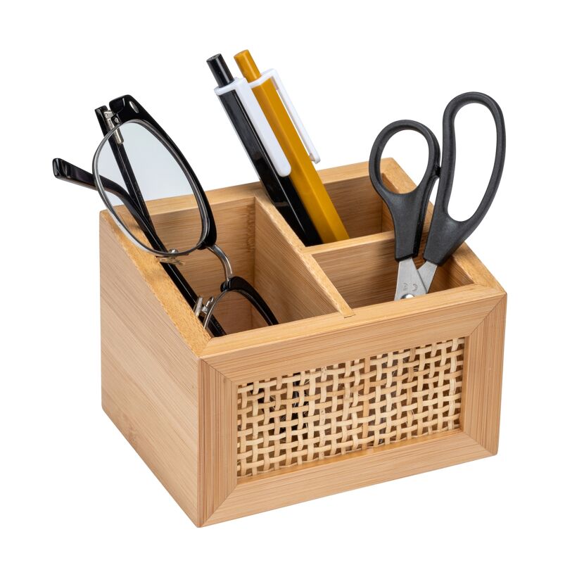 Stiftehalter aus Bambus mit Stiften, Brille und Schere