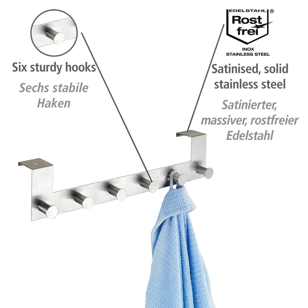 Handtuch auf Edelstahl-Türgarderobe mit sechs Haken