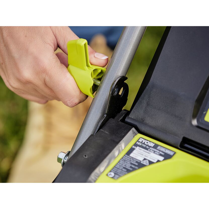 Akku-Rasenmäher 'One+ HP Brushless RY18LMX33A-150' 18 V Schnittbreite 33 cm mit Akku und Ladegerät