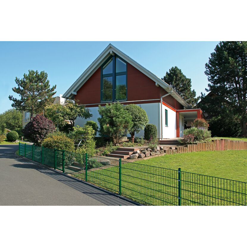 Einfamilienhaus mit Garten und Doppelstabmattenzaun