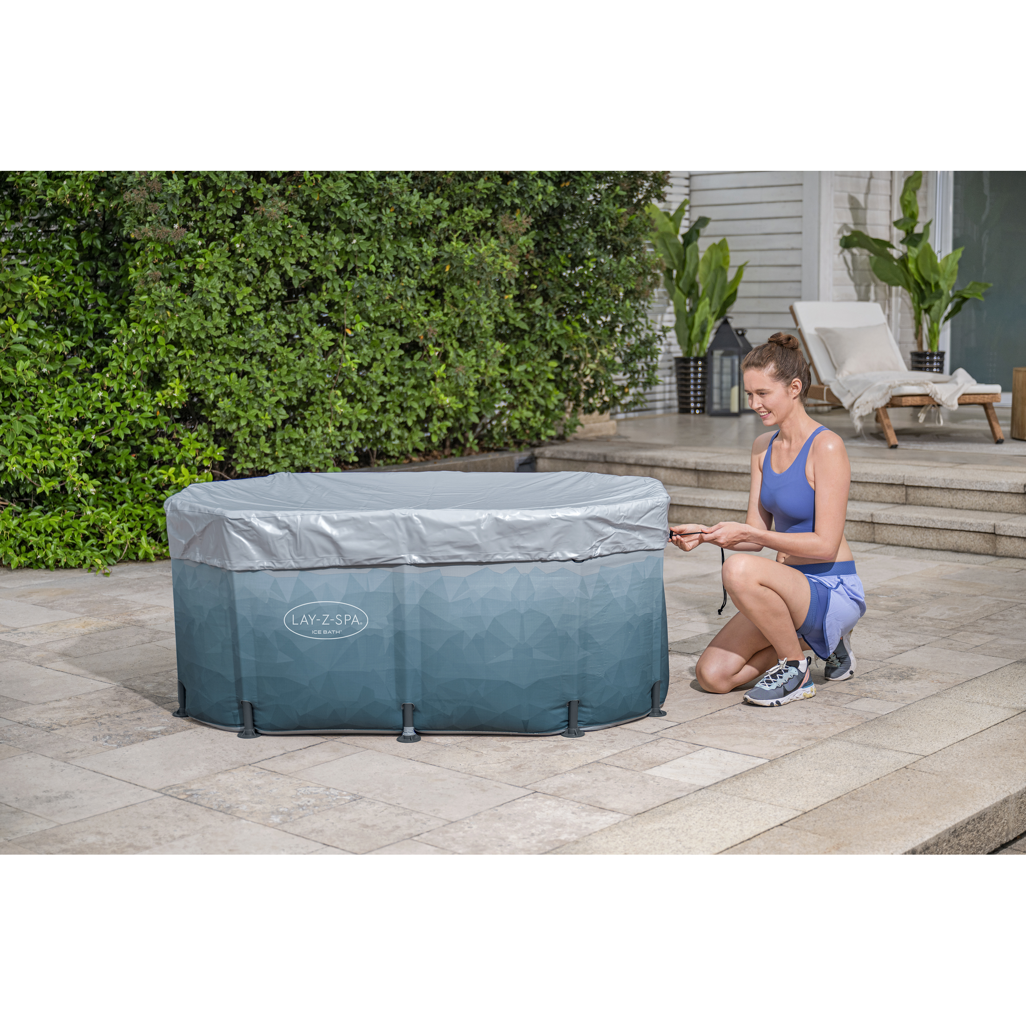 Eisbad 'LAY-Z-SPA Glacial Dip' mit Filterpumpe 150 x 90 x 65 cm oval