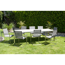Gartenmöbel Set mit Tisch und acht Stühlen auf Rasen