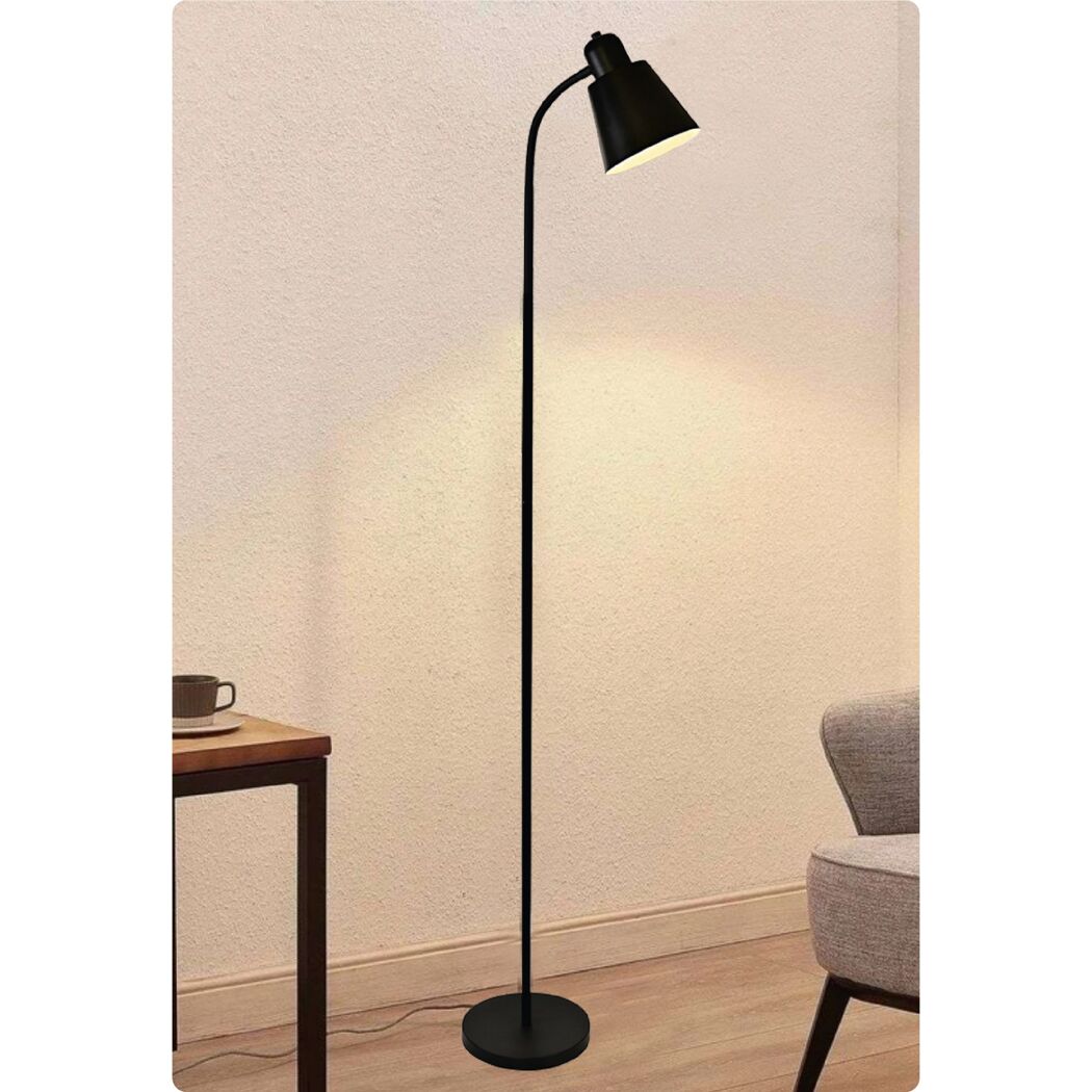 Stehlampe 'Jolina' E27 Ø 21 x 151 cm