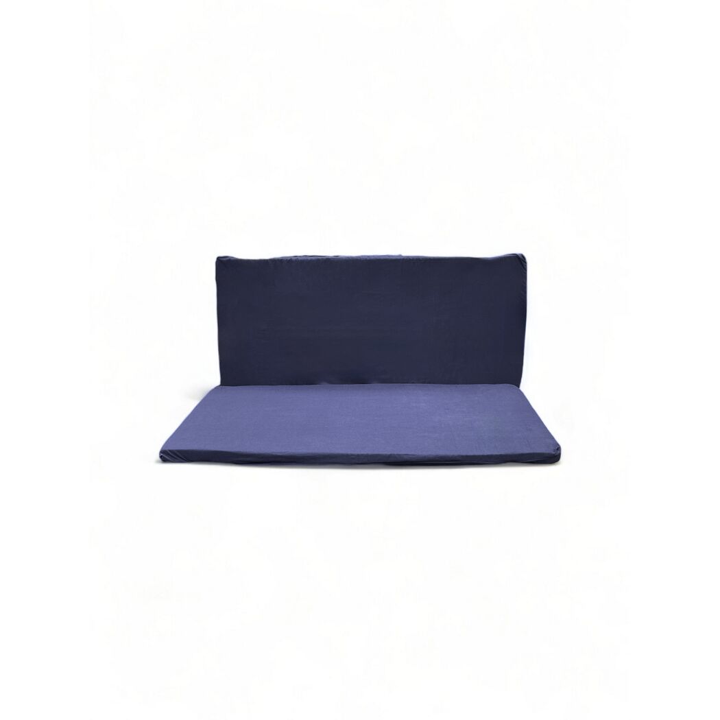 Blaue Faltmatratze