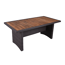 Brauner Gartentisch mit Holzplatte