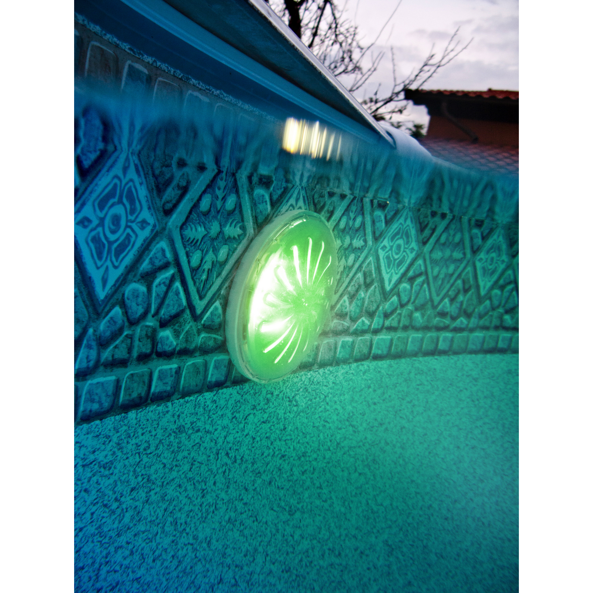 LED-Projektor für Aufstellpools mit Fernbedienung