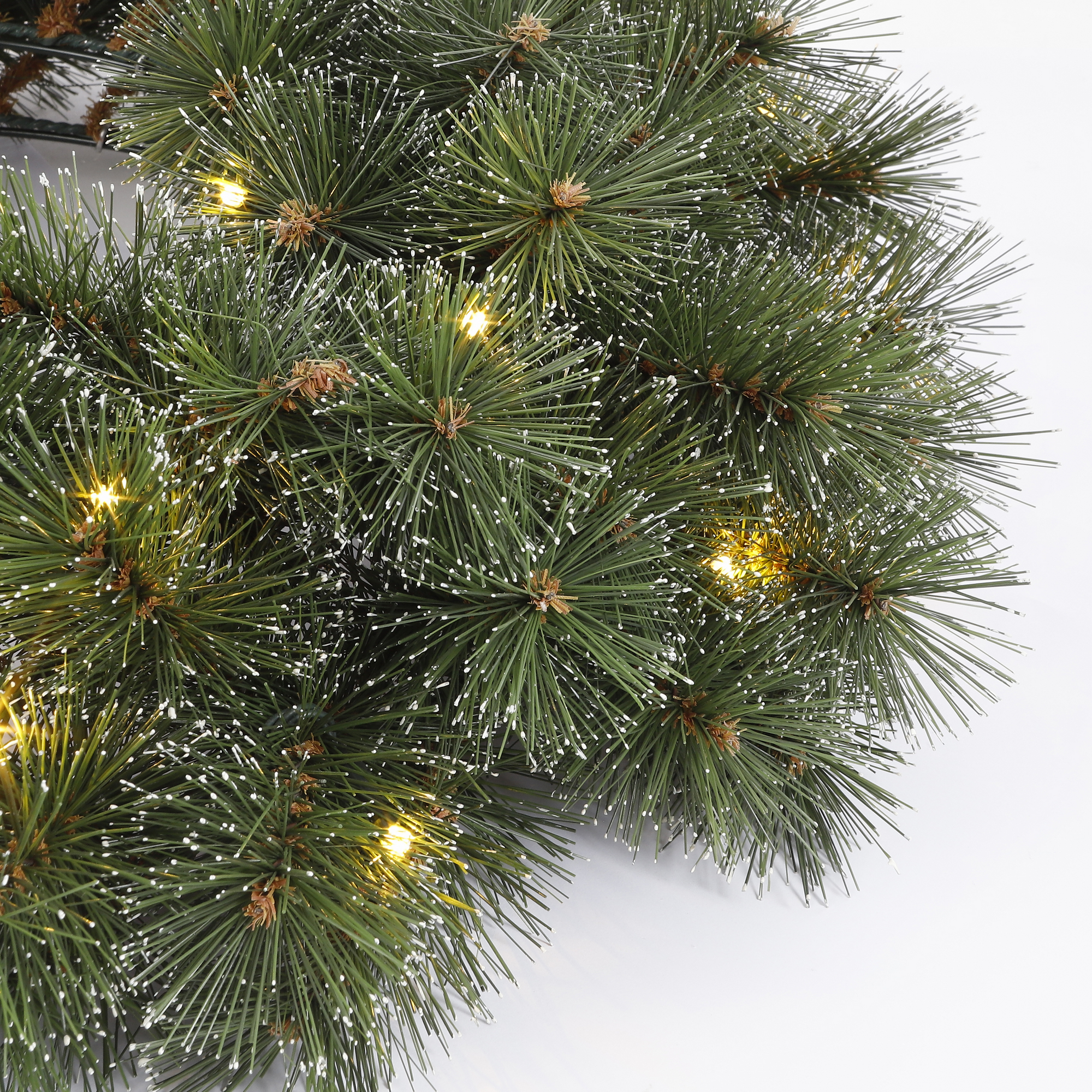 Künstlicher Kranz 'Jasper' mit 10 LEDs grün Ø 35 cm