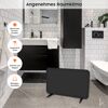 Schwarzer Heizkörper im Badezimmer