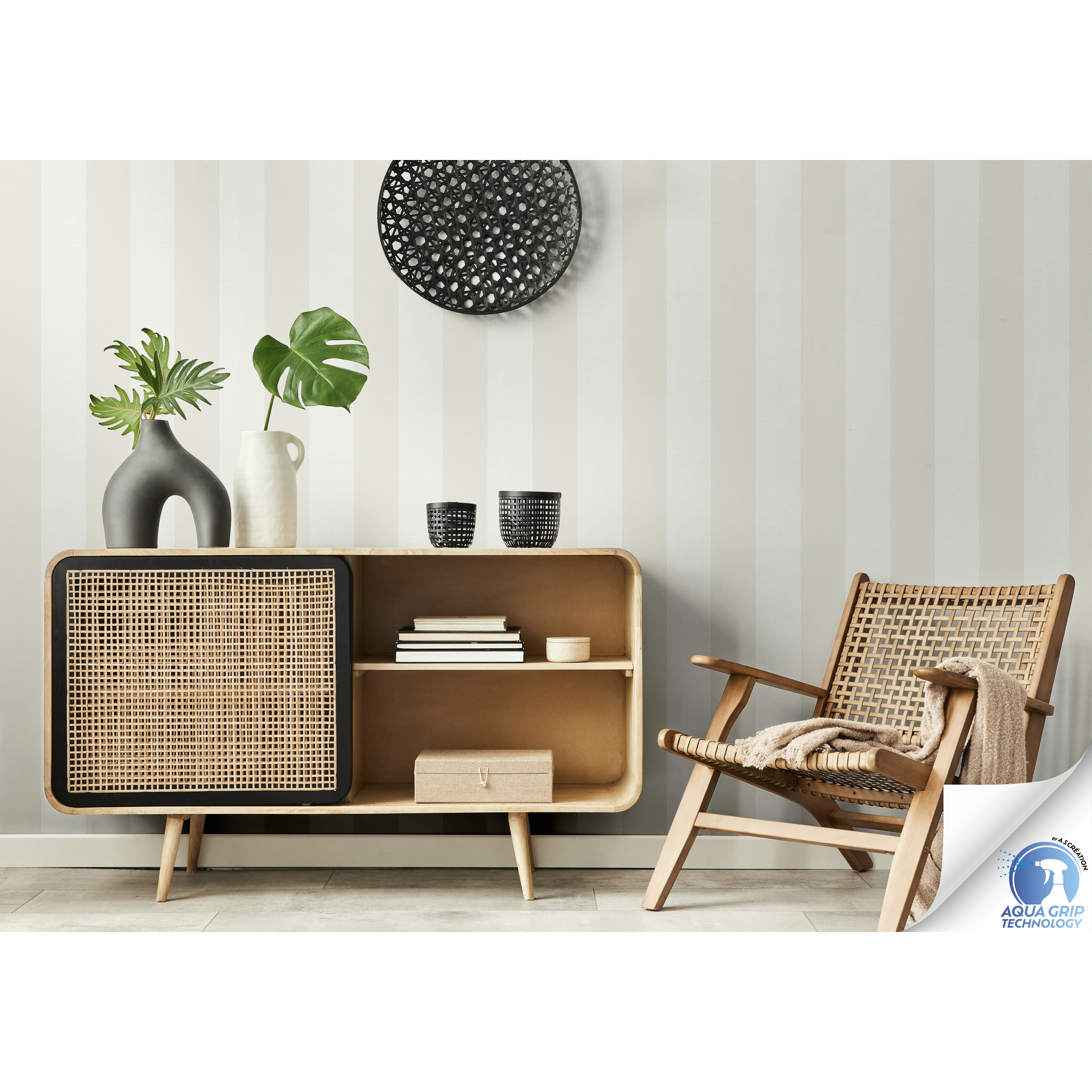 Vliestapete 'Wow' Streifen creme 10,05 x 0,53 m