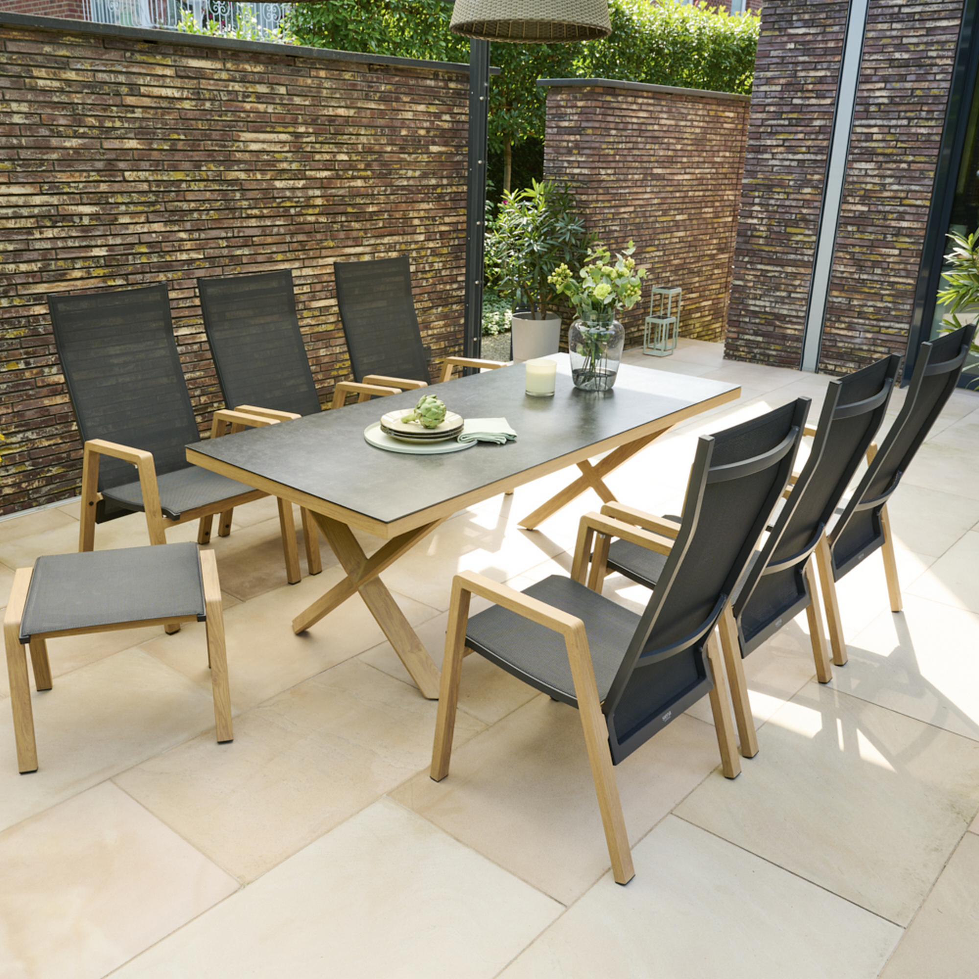 Sessel 'Catania' teakfarben 48 x 111 x 67,5 cm