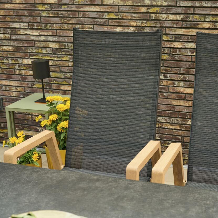 Gartenstuhl 'Catania' stapelbar Aluminium braun 60 x 111 x 67,5 cm