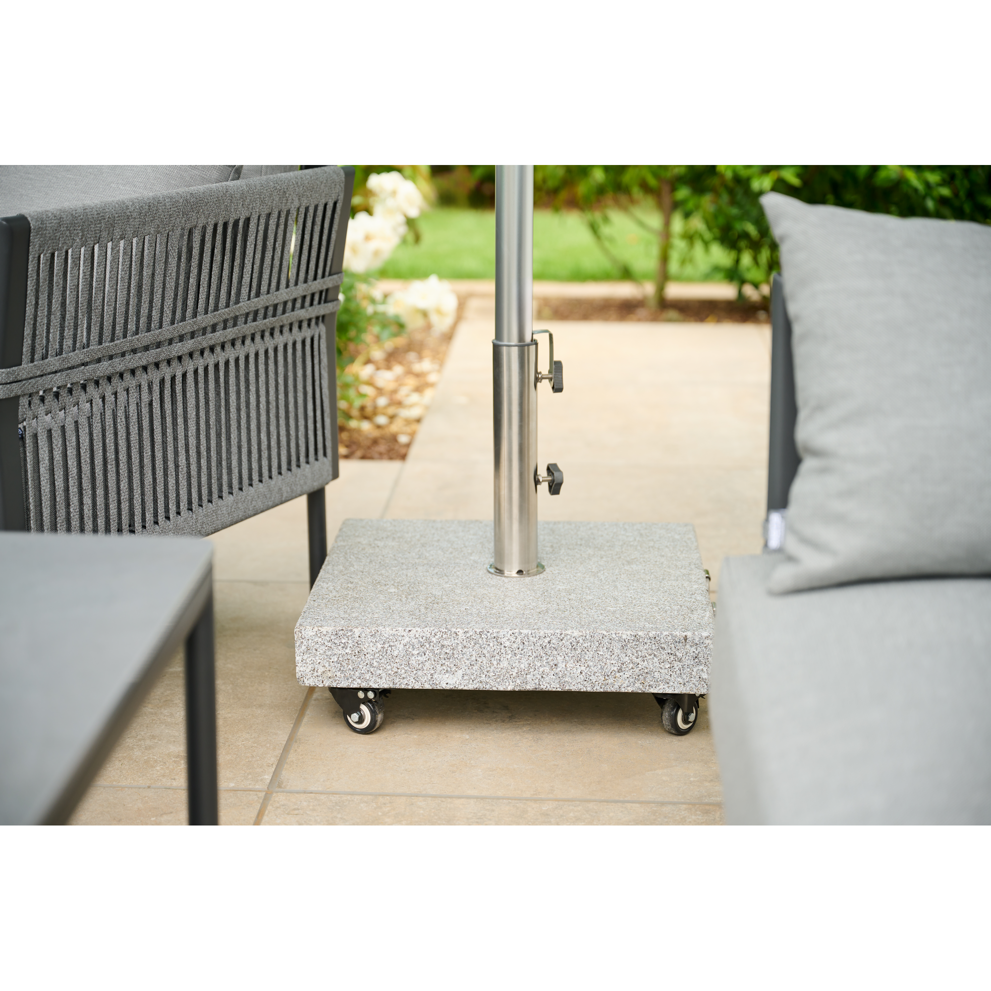 Schirmständer 'Ennio' für Schirmmast mit Ø 25 - 48 mm Granit 45 x 45 x 5,1 cm