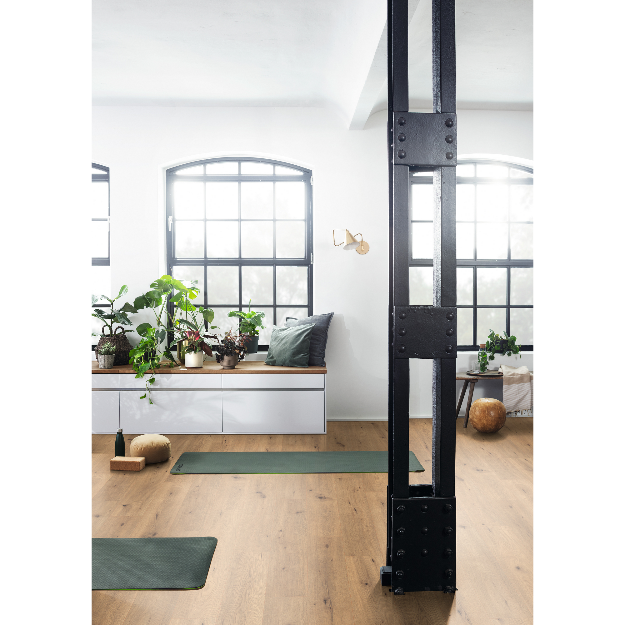 Laminat 'NatureSense' EL2067 Wildeiche natur 7 mm