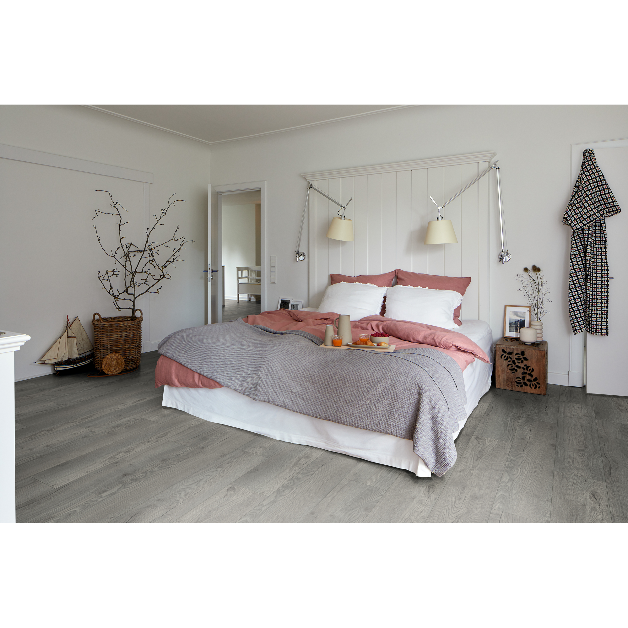 Laminat 'NatureSense Aqua' EL1028 Avery Eiche grau 10 mm
