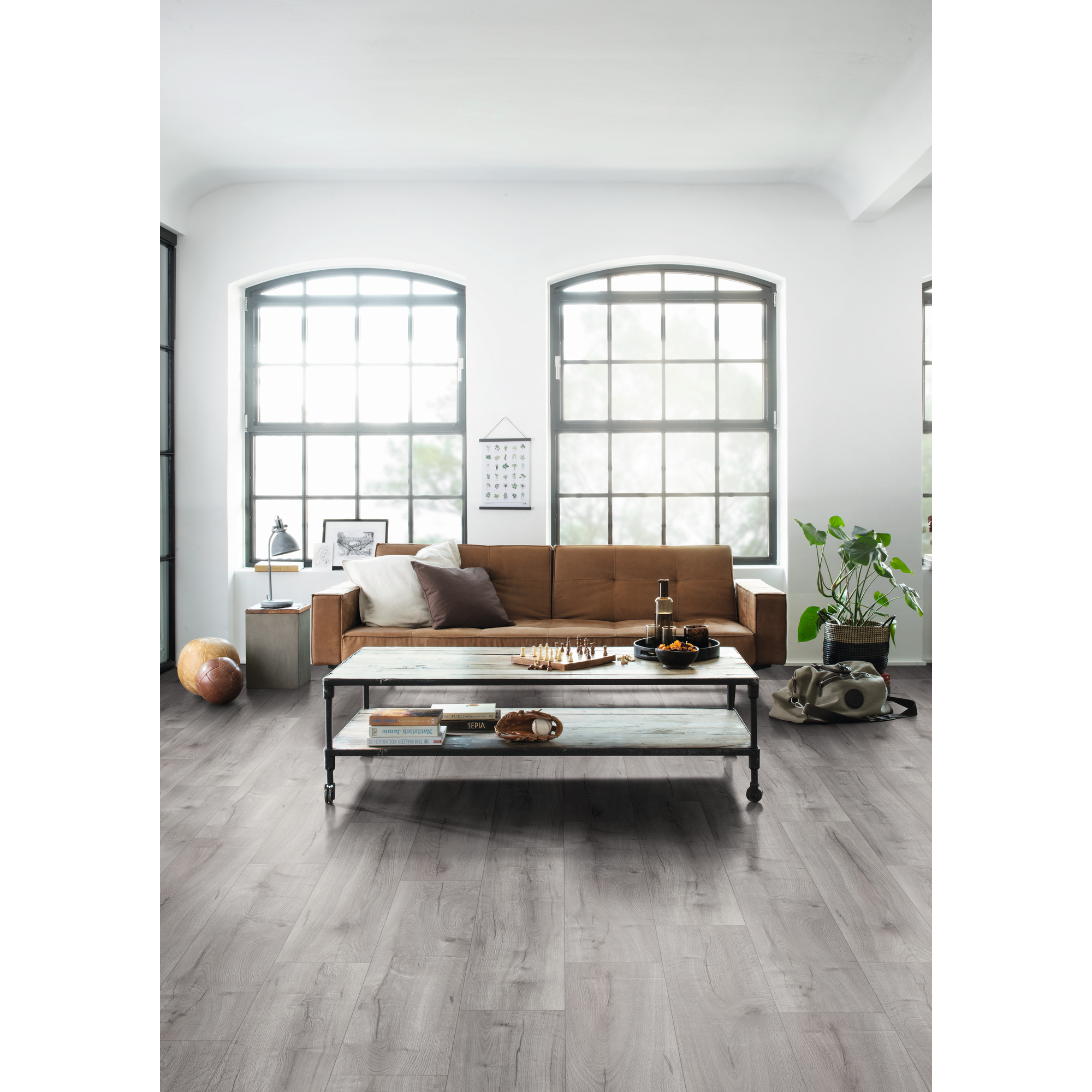 Laminat 'NatureSense Aqua' EL2156 Loja Eiche hellgrau 8 mm