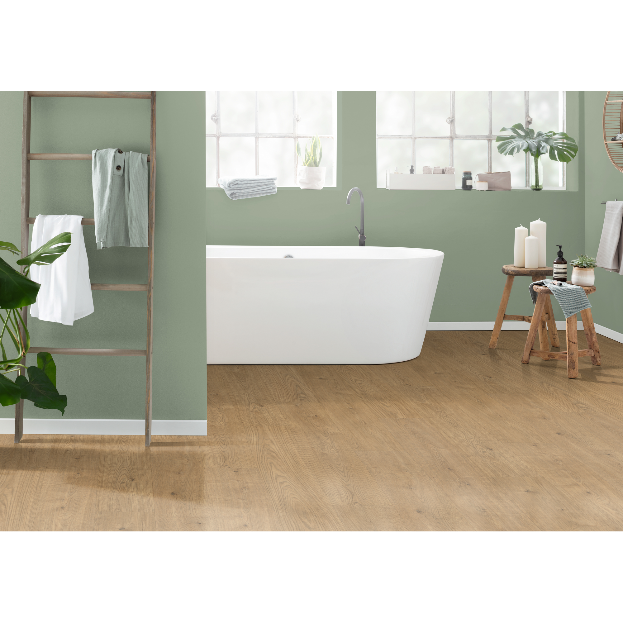 Hybridboden 'Aquadura+' EDF180 Berdal Eiche natur 7,5 mm