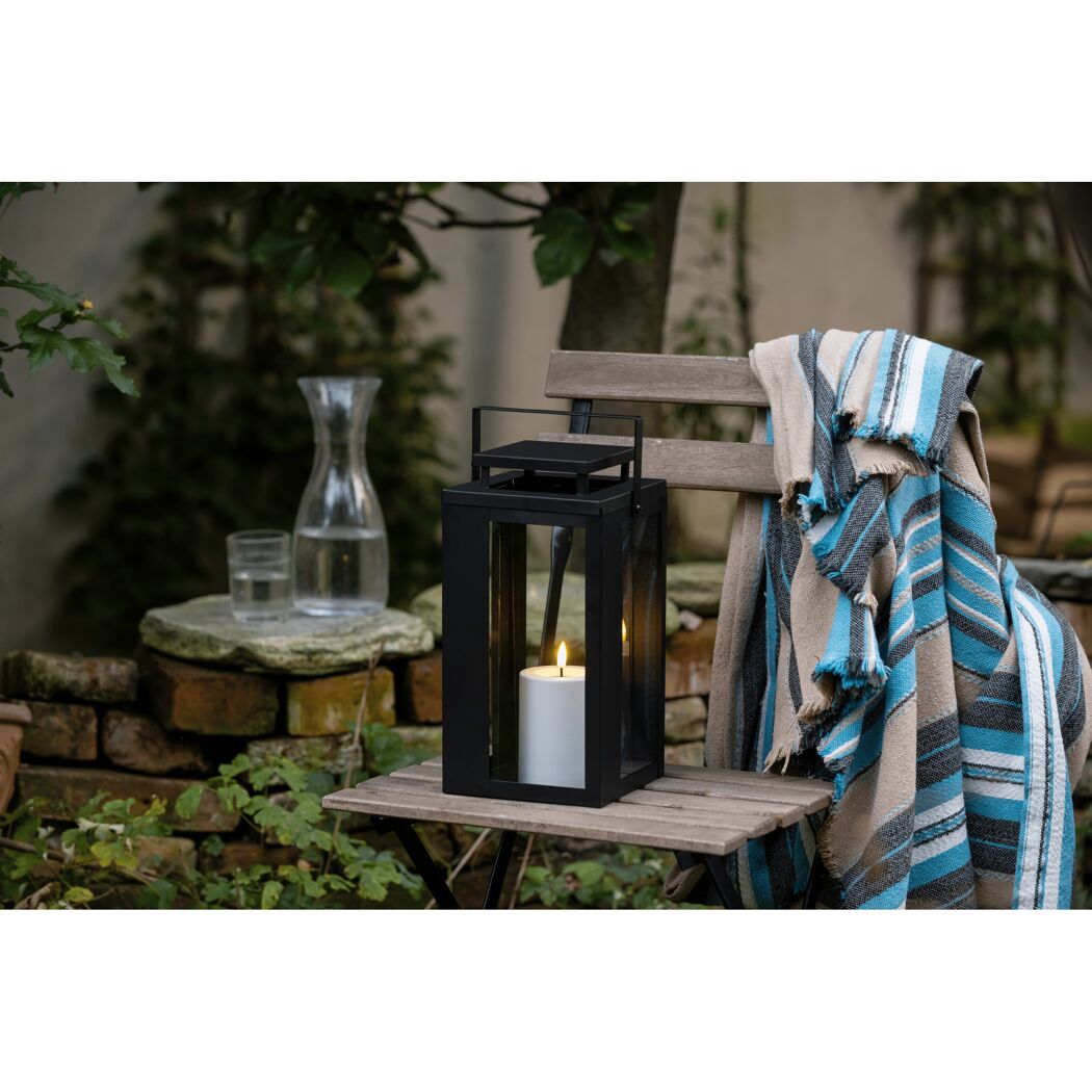 Outdoor-Laterne 'Lucido' mit LED-Kerze schwarz 15 x 15 x 30 cm
