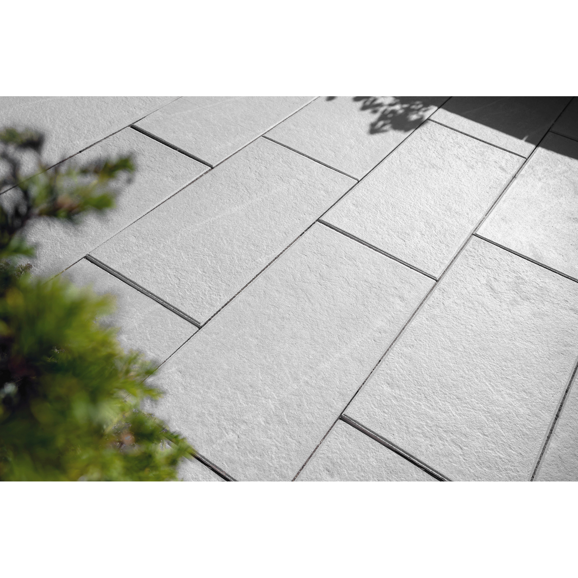 Terrassenplatte 'Lumea Ardesa' Beton quarzfarben 80 x 40 x 4 cm