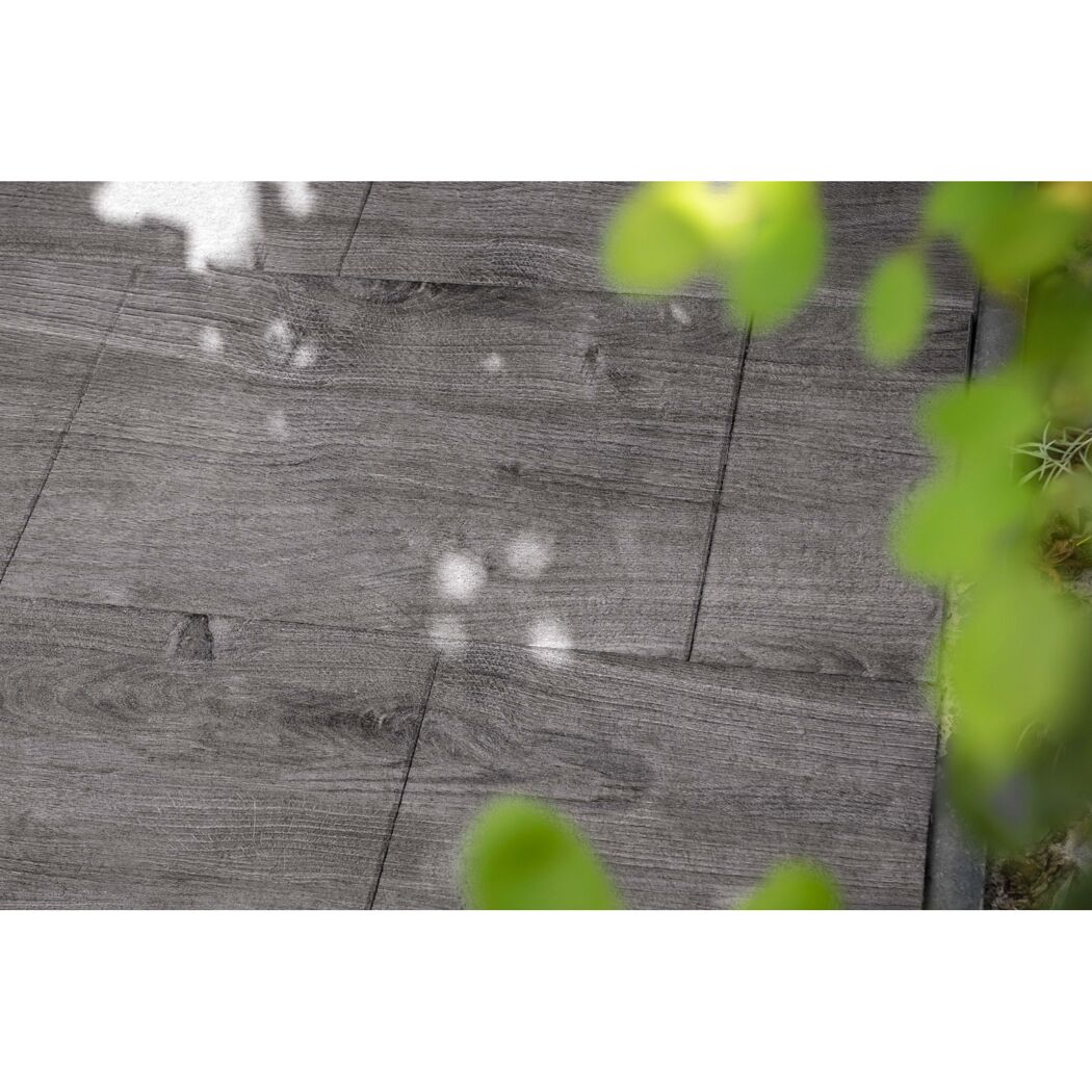 Terrassenplatte 'T-Court Fine Wood' Beton Holzoptik graphit 60 x 40 x 4 cm