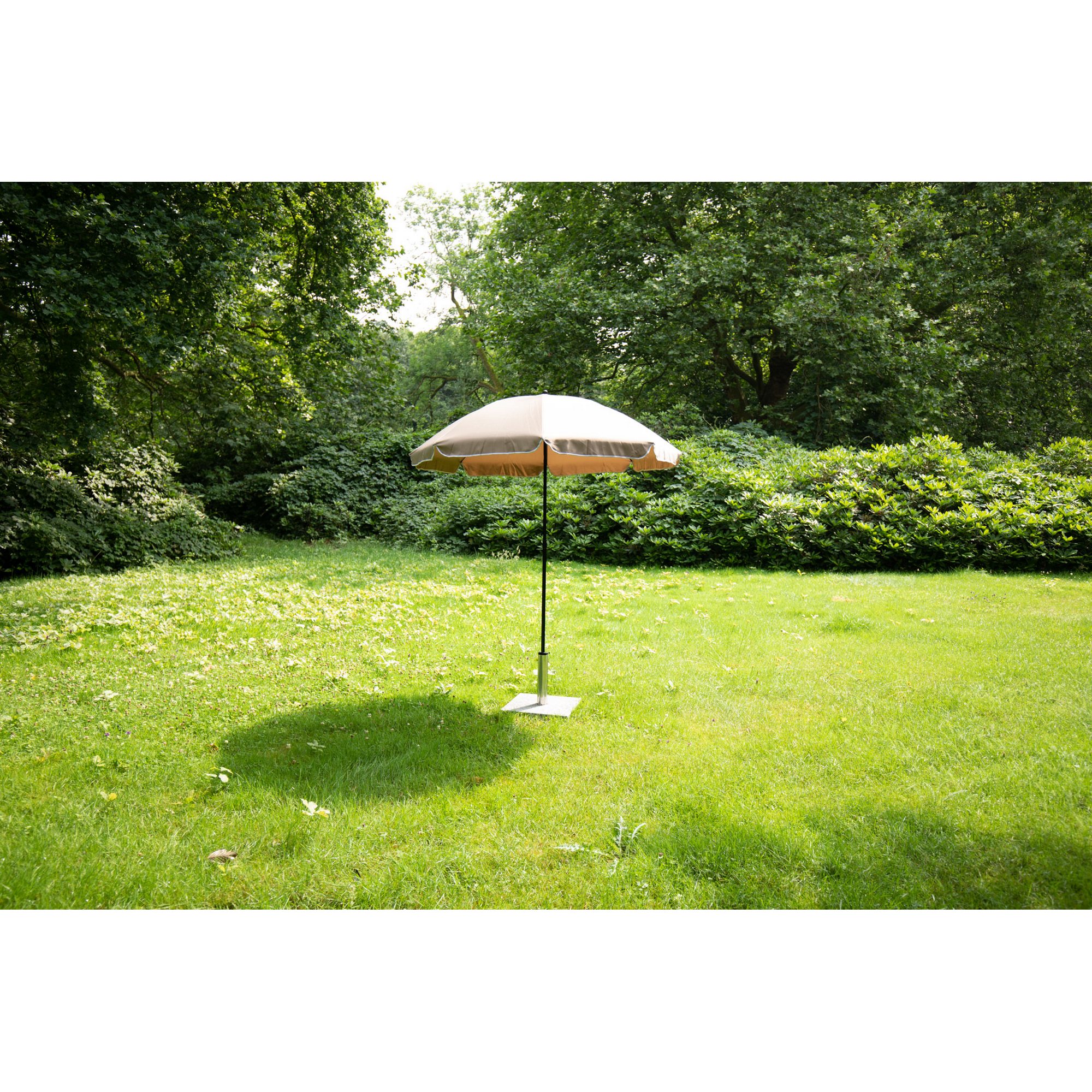 Sonnenschirm 'Solaris' moccafarben Ø 180 cm