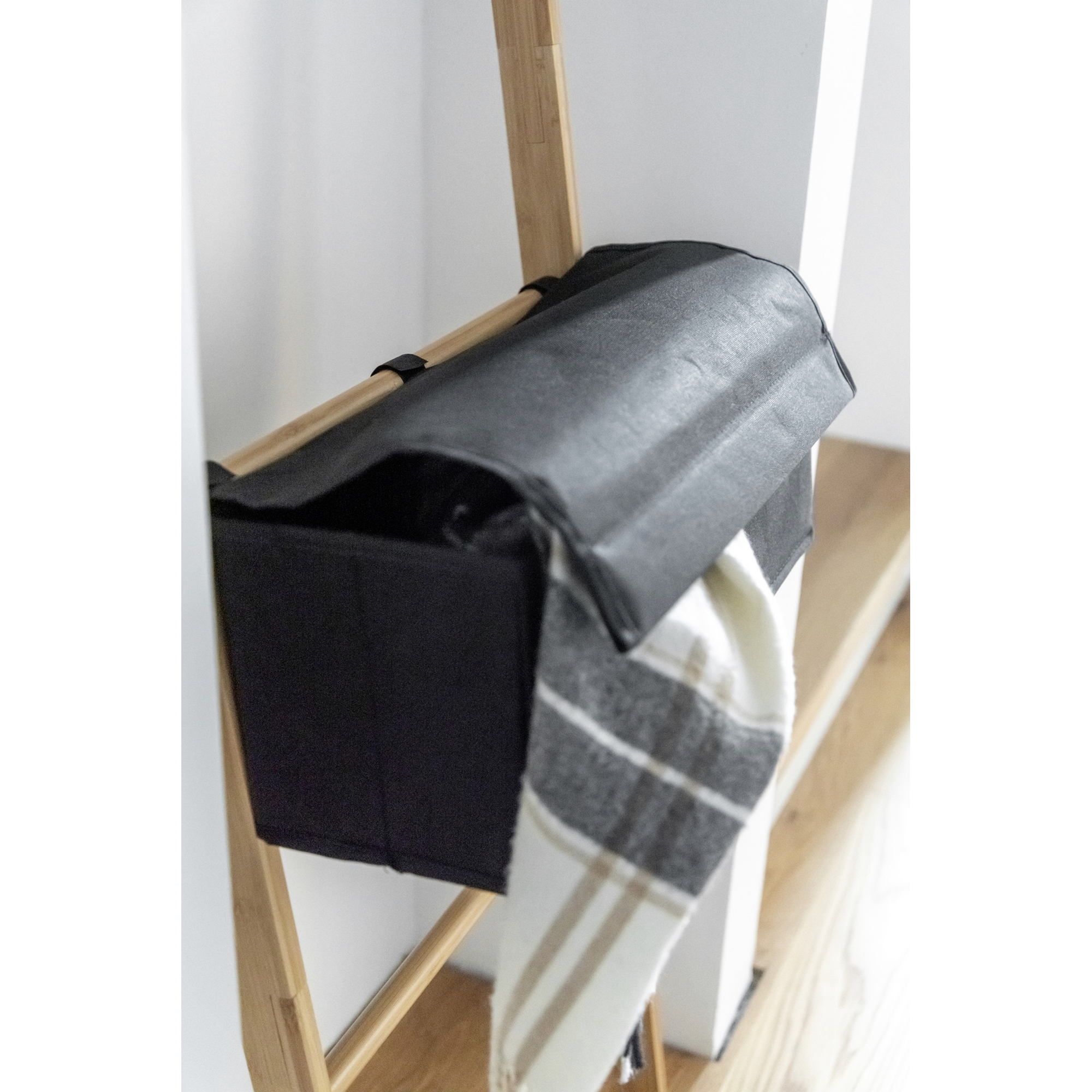 Handtuchleiter 'Ecori' Polyester braun 44 x 170 x 4 cm