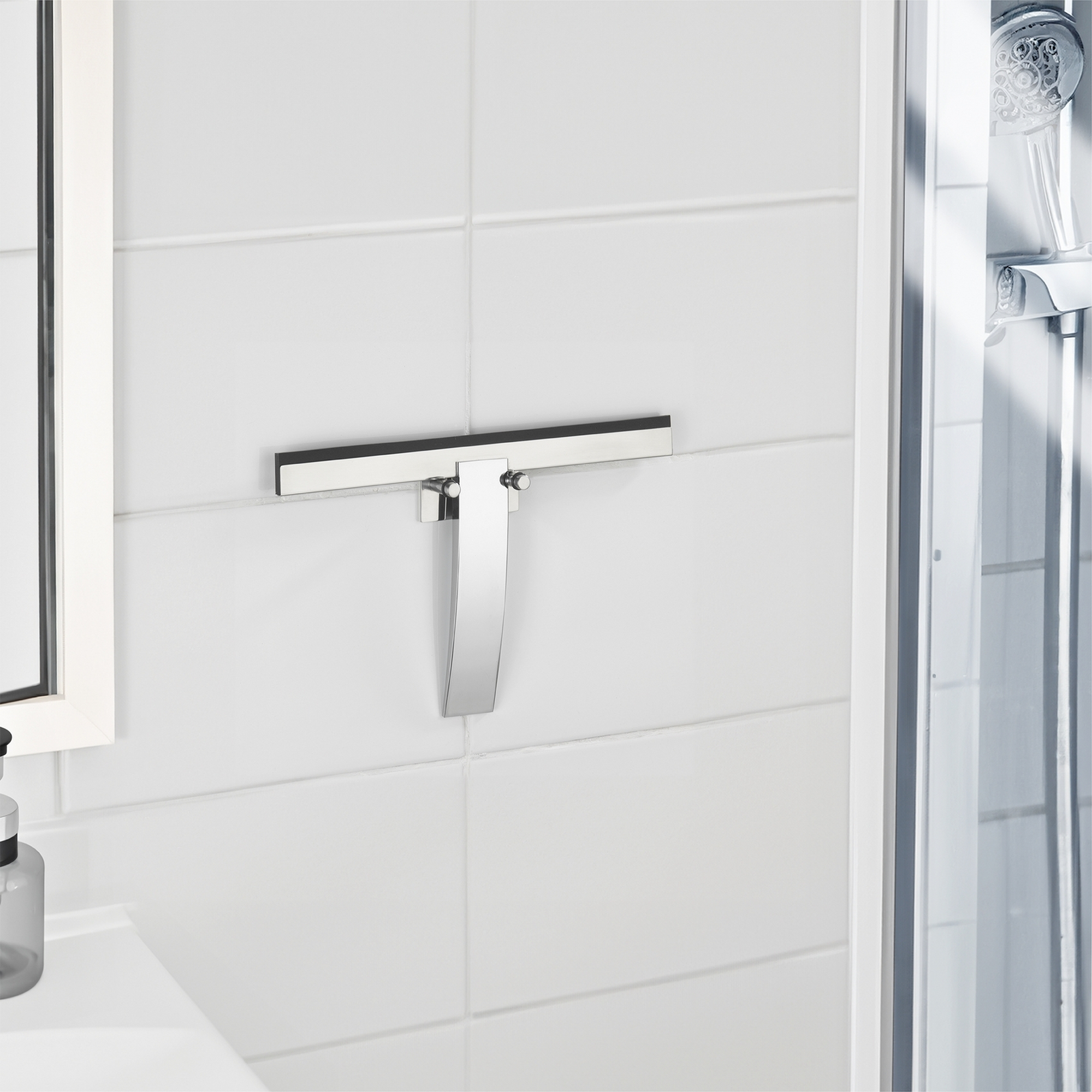 Duschabzieher 'Gela' edelstahlfarben 24,5 x 15 x 2,5 cm