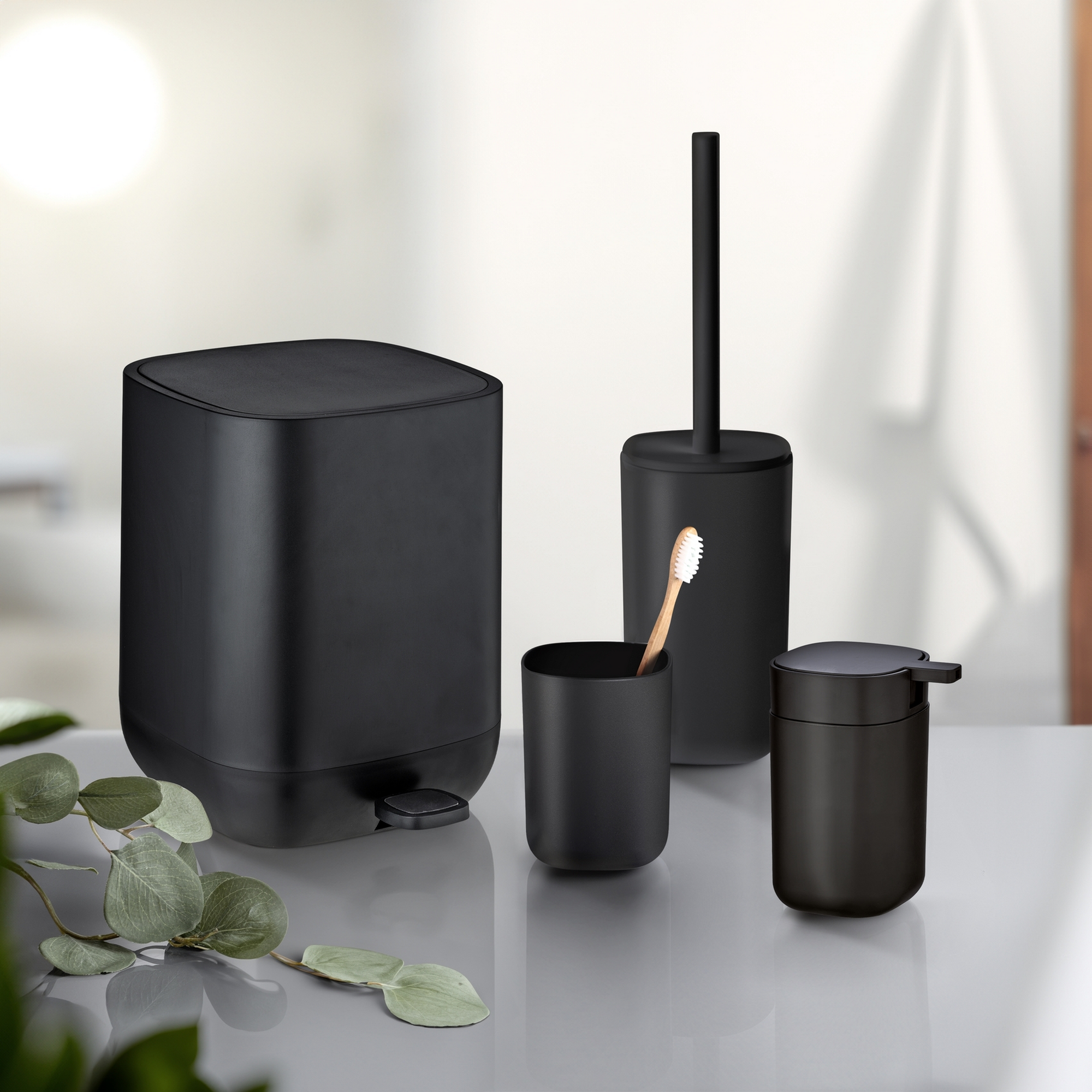 Bad-Accessoire-Set 'Davos' schwarz 4-teilig