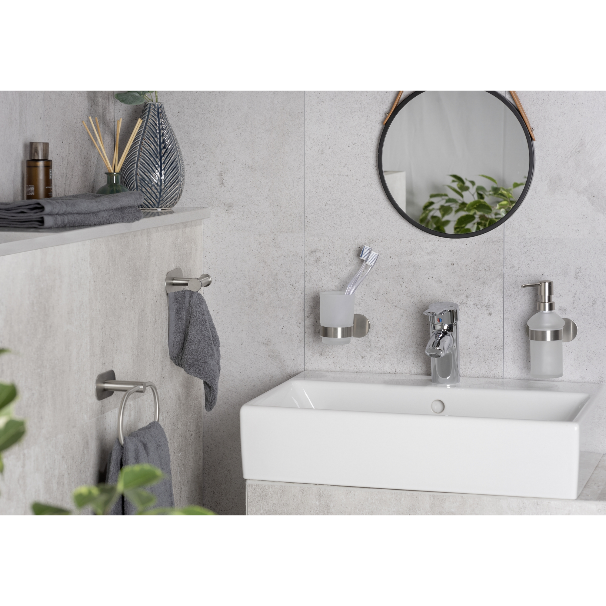 Seifenspender 'Orea' Edelstahl weiß 200 ml