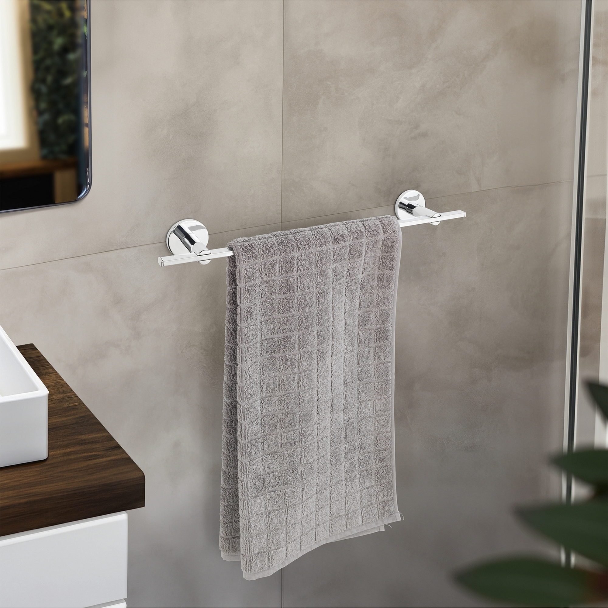 Handtuchstange 'Uno Isera' chromfarben 41 x 5 x 7,5 cm