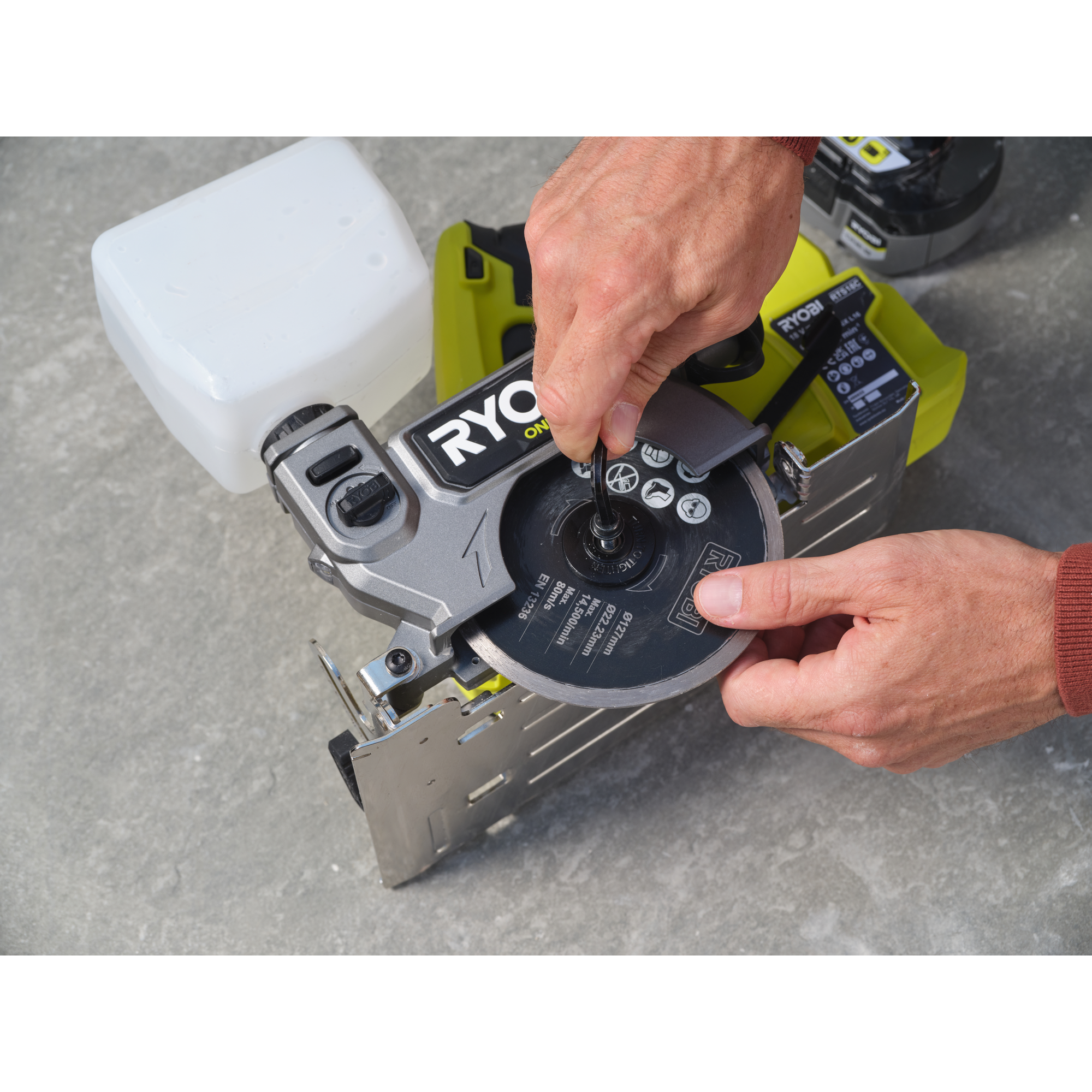 Akku-Fliesenschneider 'ONE+ HP  RTS18C-0' Ø 125 mm ohne Akku und Ladegerät