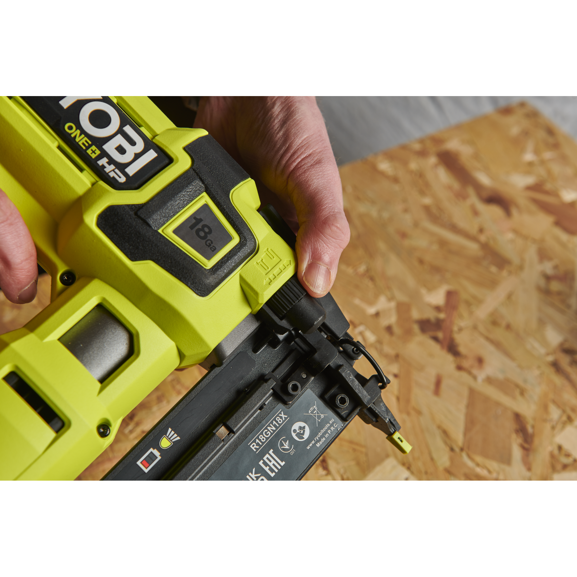Akku-Tacker 'ONE+ R18GN18X-0' 18 V ohne Akku und Ladegerät