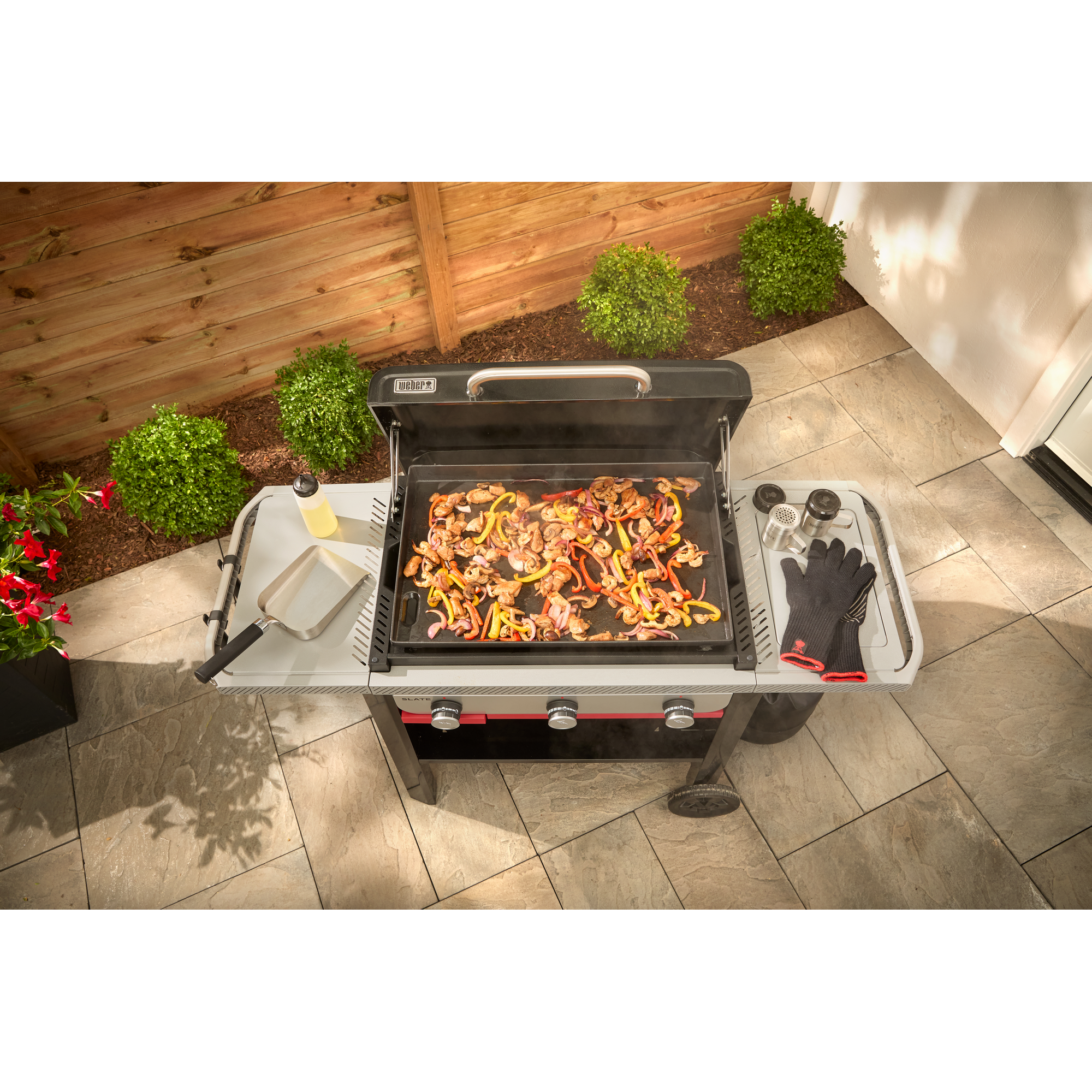 Gasgrill 'Slate GPD 71 cm Premium Plancha' schwarz