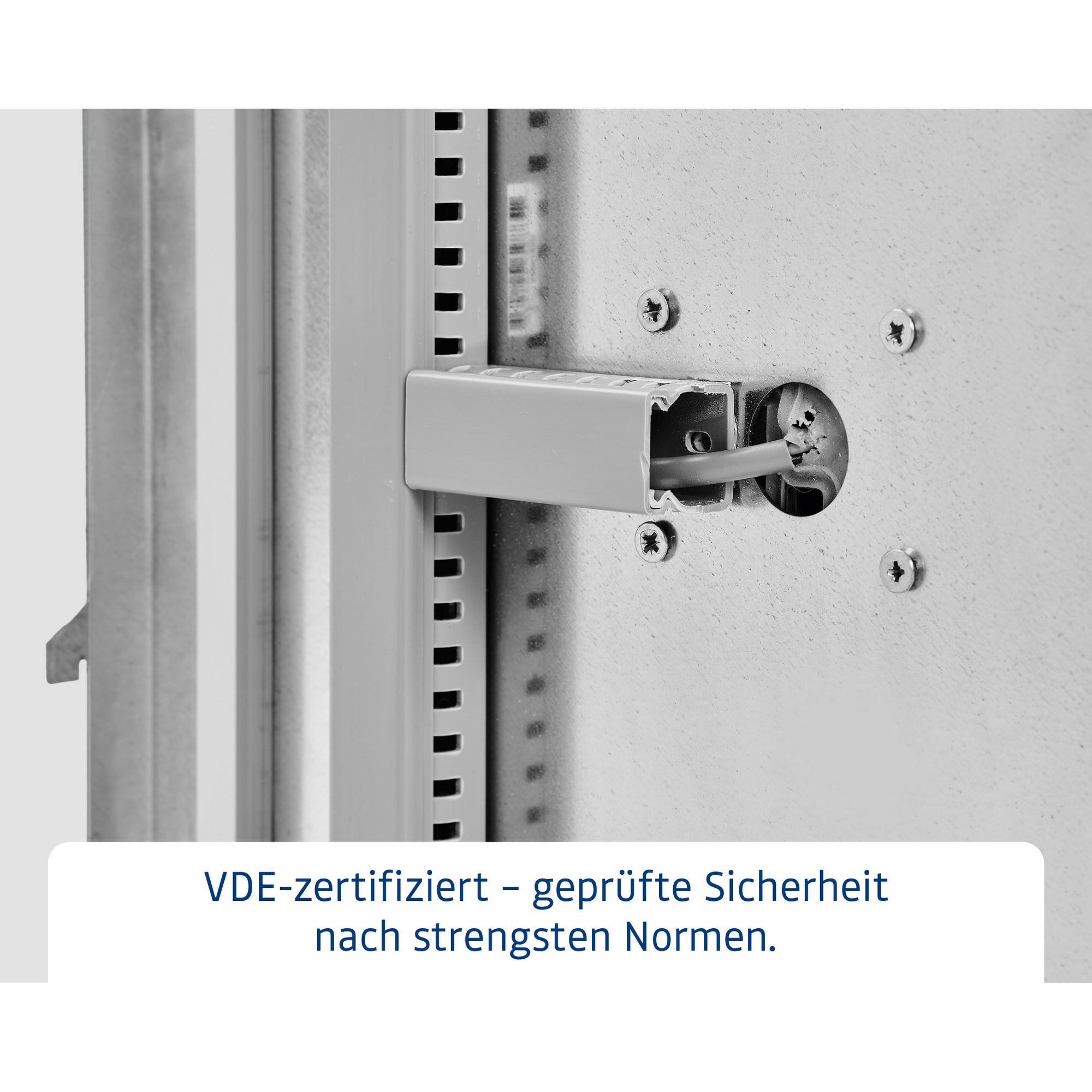 Elektro-Paneel 'Euroline' für Gerätehäuser