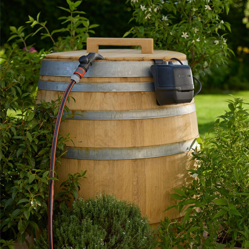 Akku-Regenfasspumpe '2400 ComfortAutomatic 18V P4A Ready-To-Use Set' 2400 l
