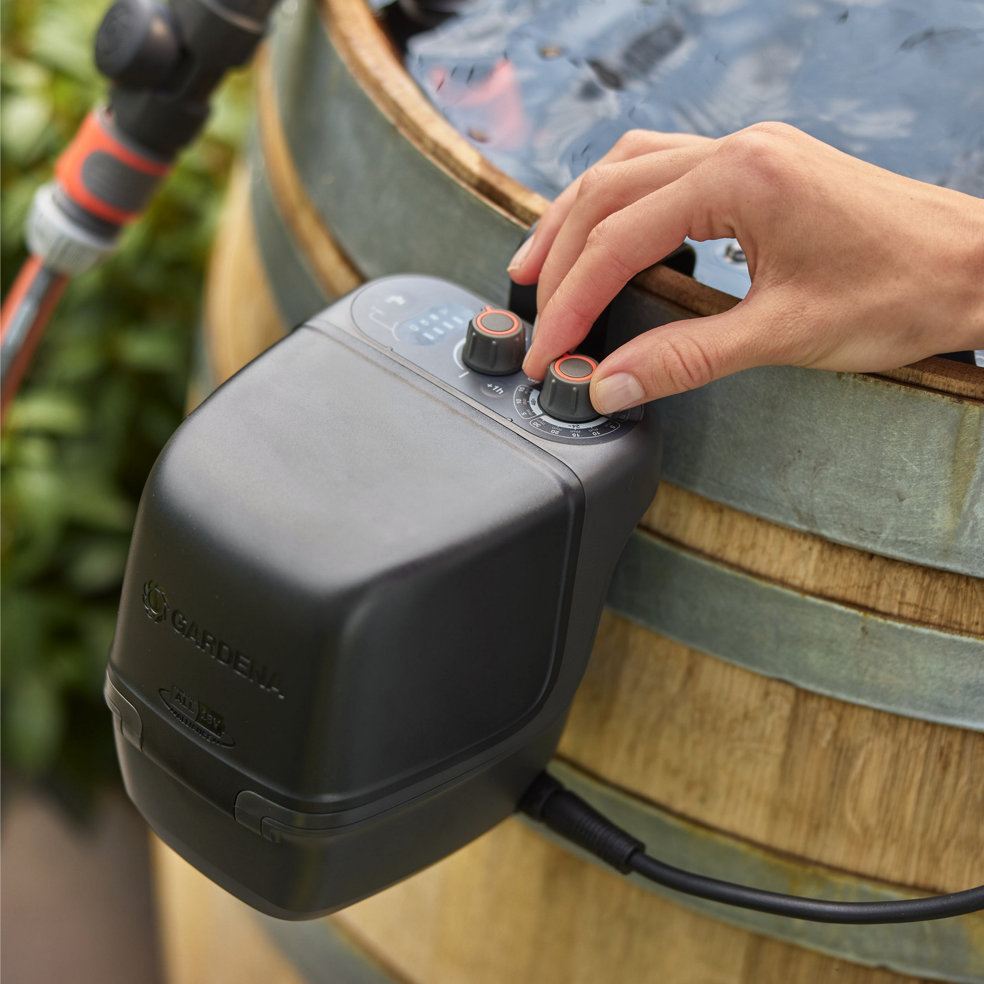 Akku-Regenfasspumpe '2400 ComfortAutomatic 18V P4A solo' 2400 l