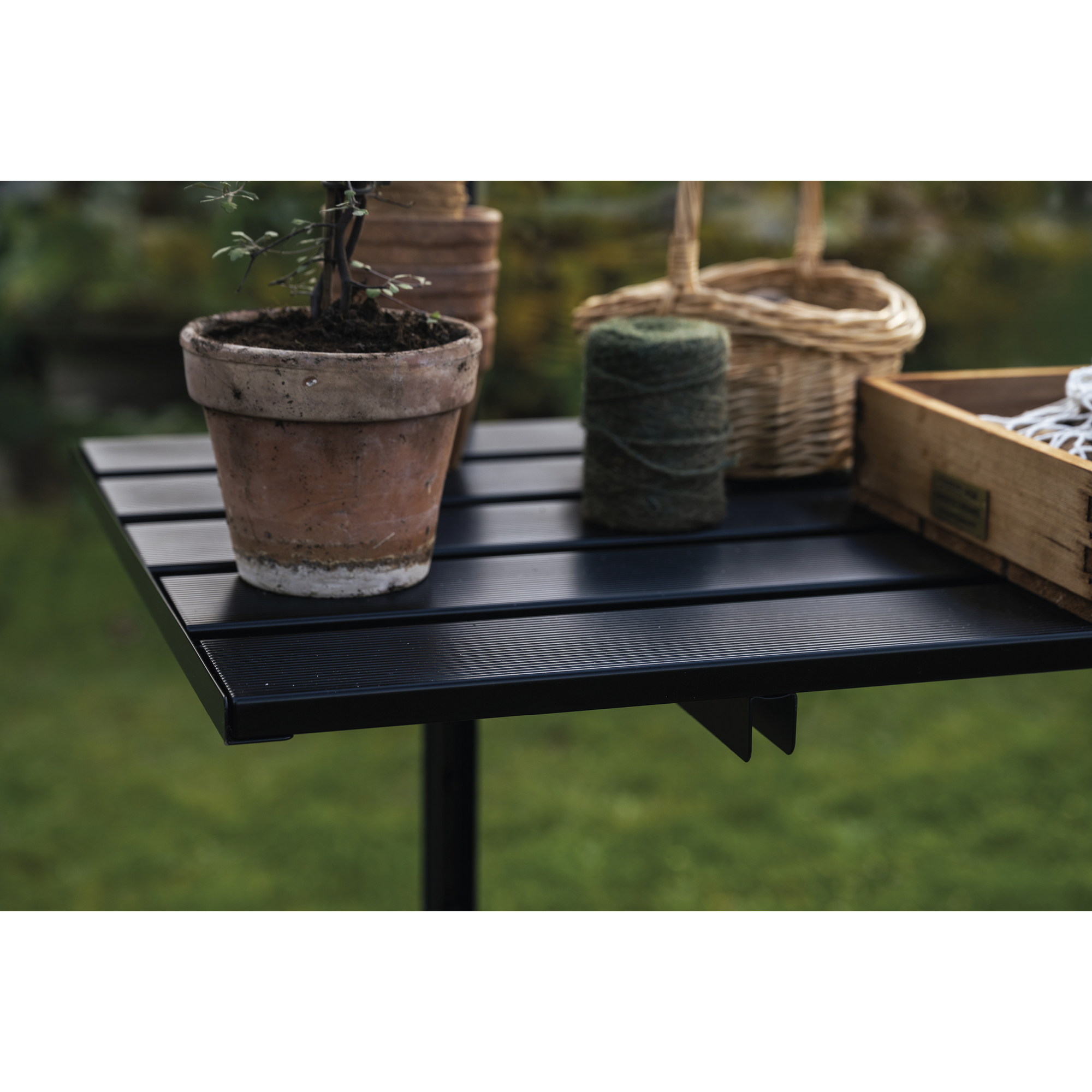 Klapptisch für Gewächshaus 280 x 55 cm schwarz