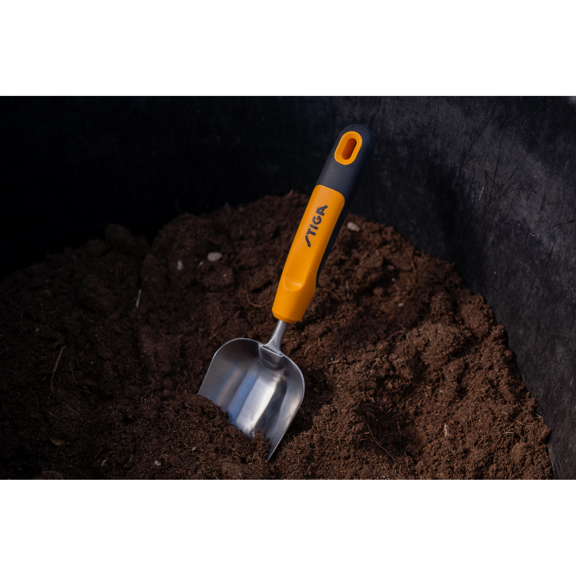 Handschaufel Edelstahl gelb 34 cm