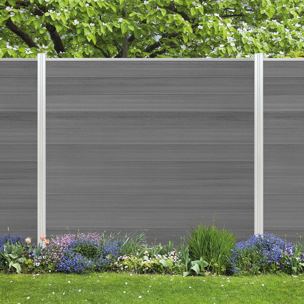Zaun-Komplettset 'Roma Line' WPC beige mit Pfosten eloxiert zum Aufschrauben 565 x 180 cm
