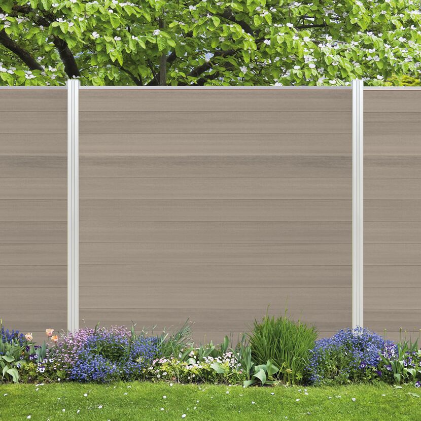 Zaun-Komplettset 'Roma Line' WPC schilf mit Pfosten eloxiert zum Einbetonieren 939 x 180 cm