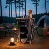 Anthrazit Campingschrank mit Tischplatte im Freien beim Camping