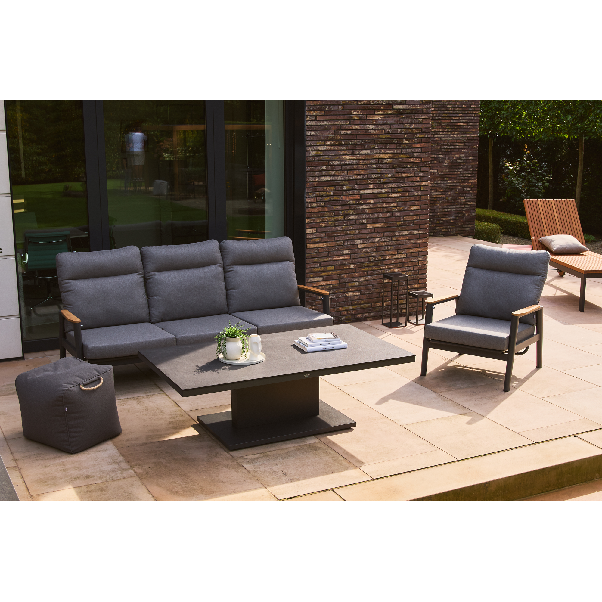 Hocker 'Integral' charcoal 46 x 46 x 46 cm