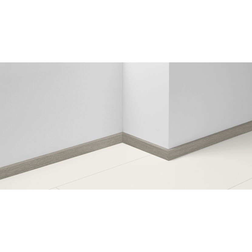 Sockelleiste 'SL 3' Eiche D032 2200 x 16 x 40 mm