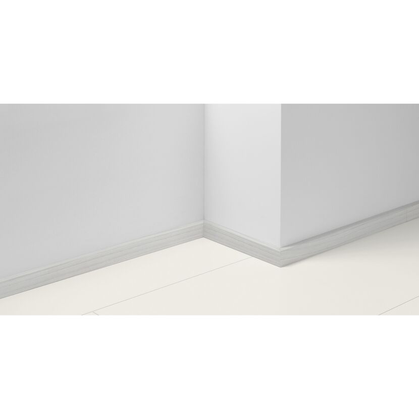 Sockelleiste 'SL 3' Eiche D146 2200 x 16 x 40 mm