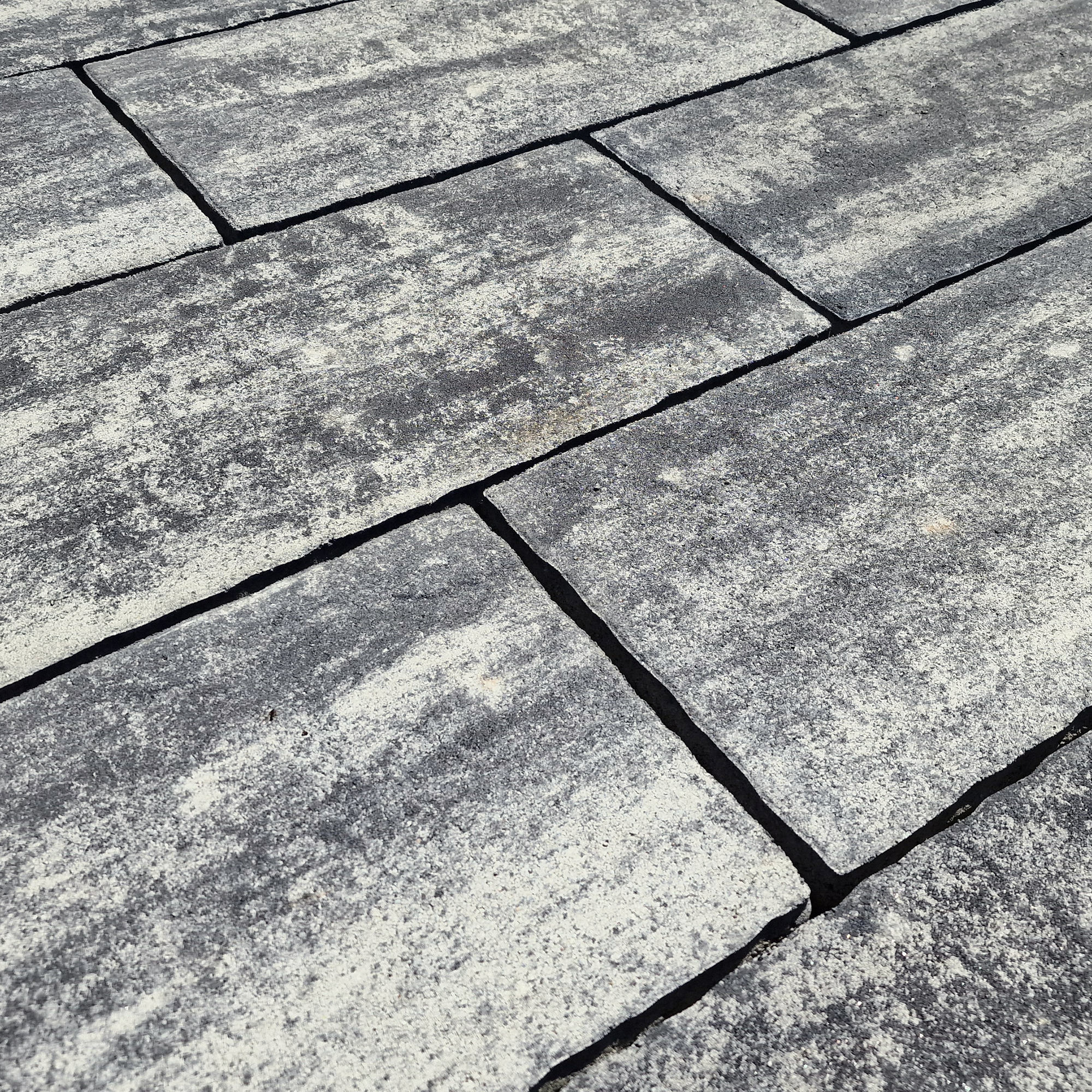 Terrassenplatte 'T-Court Glad' Beton weiß/schwarz 48 x 24 x 3 cm