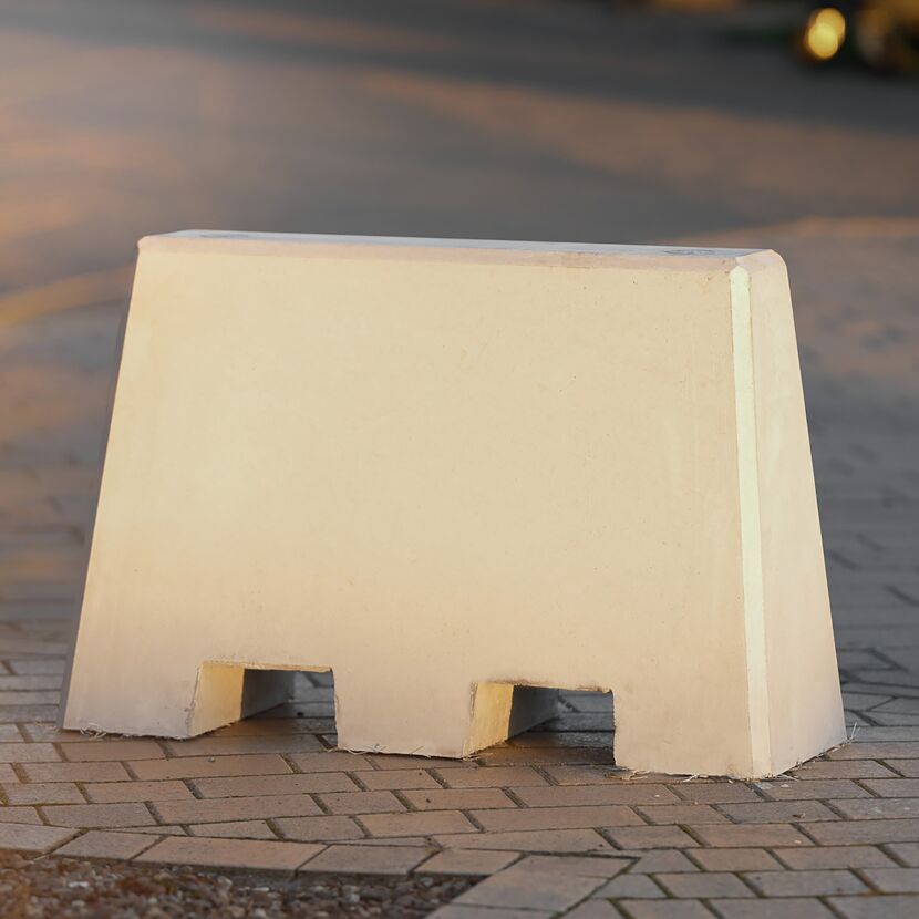 Trapezpoller Beton grau 100 x 38 x 20 x 65 cm