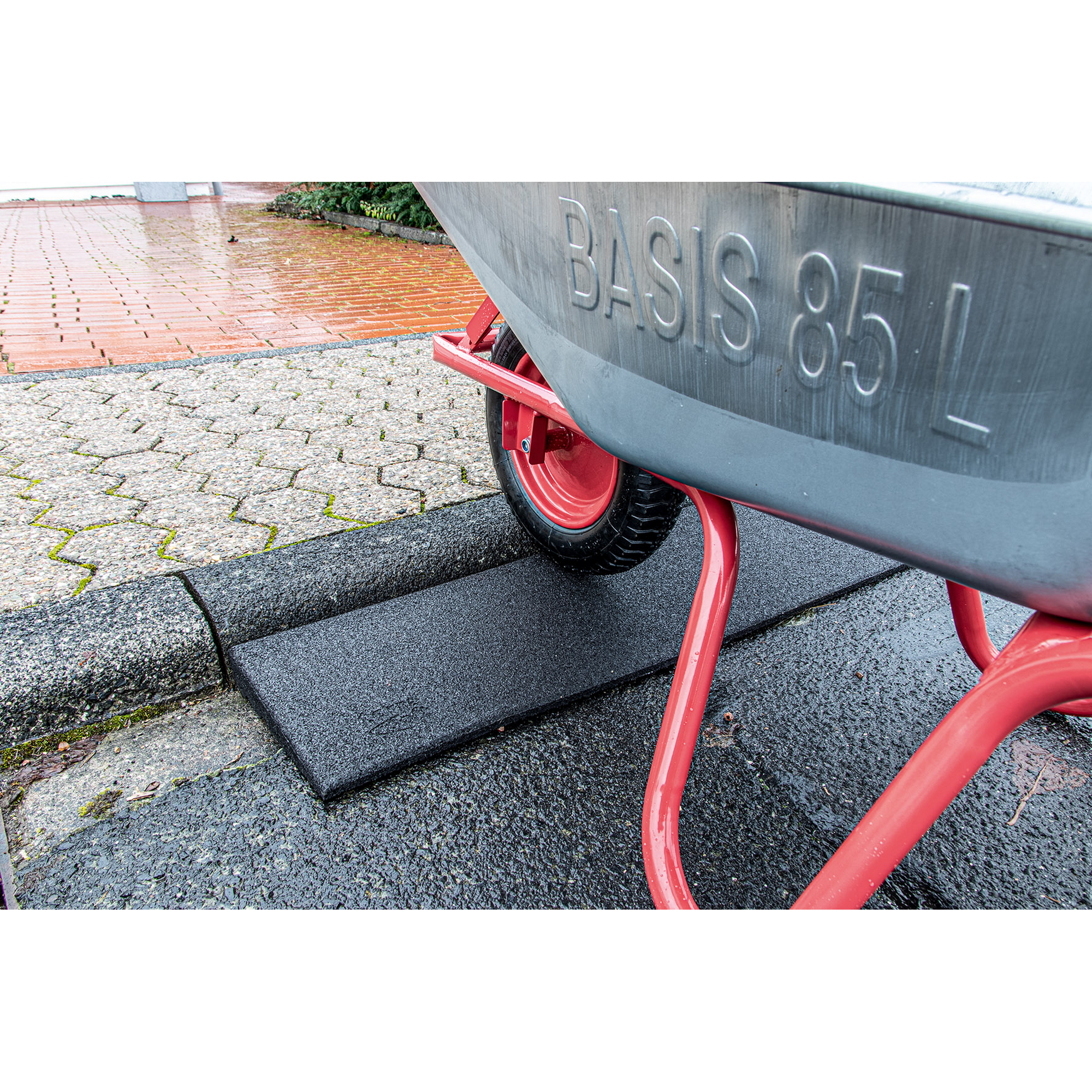 Bordsteinrampe Gummi 100 x 25 cm