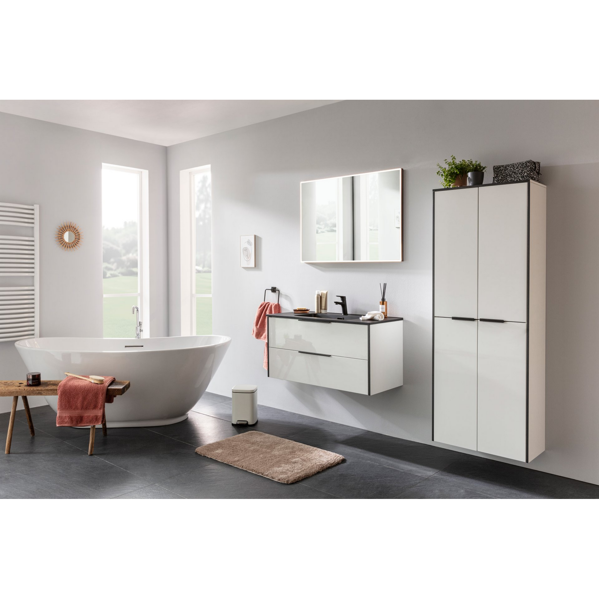 Hochschrank 'Flair' weiß/schwarz 62,8 x 163,3 x 32 cm