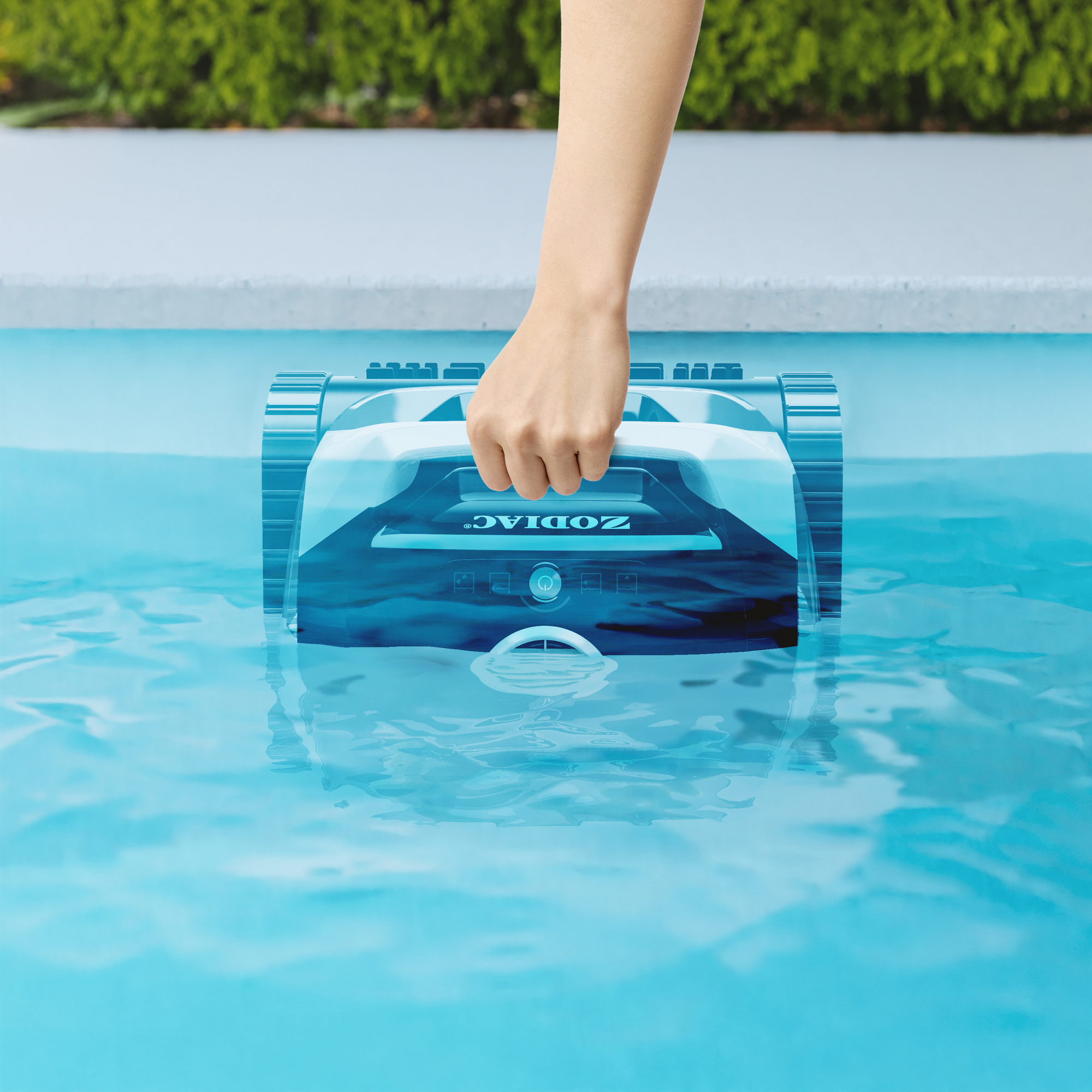 Akku‑Pool‑Roboter 'Freedom Lite' mit Wi‑Fi‑Steuerung