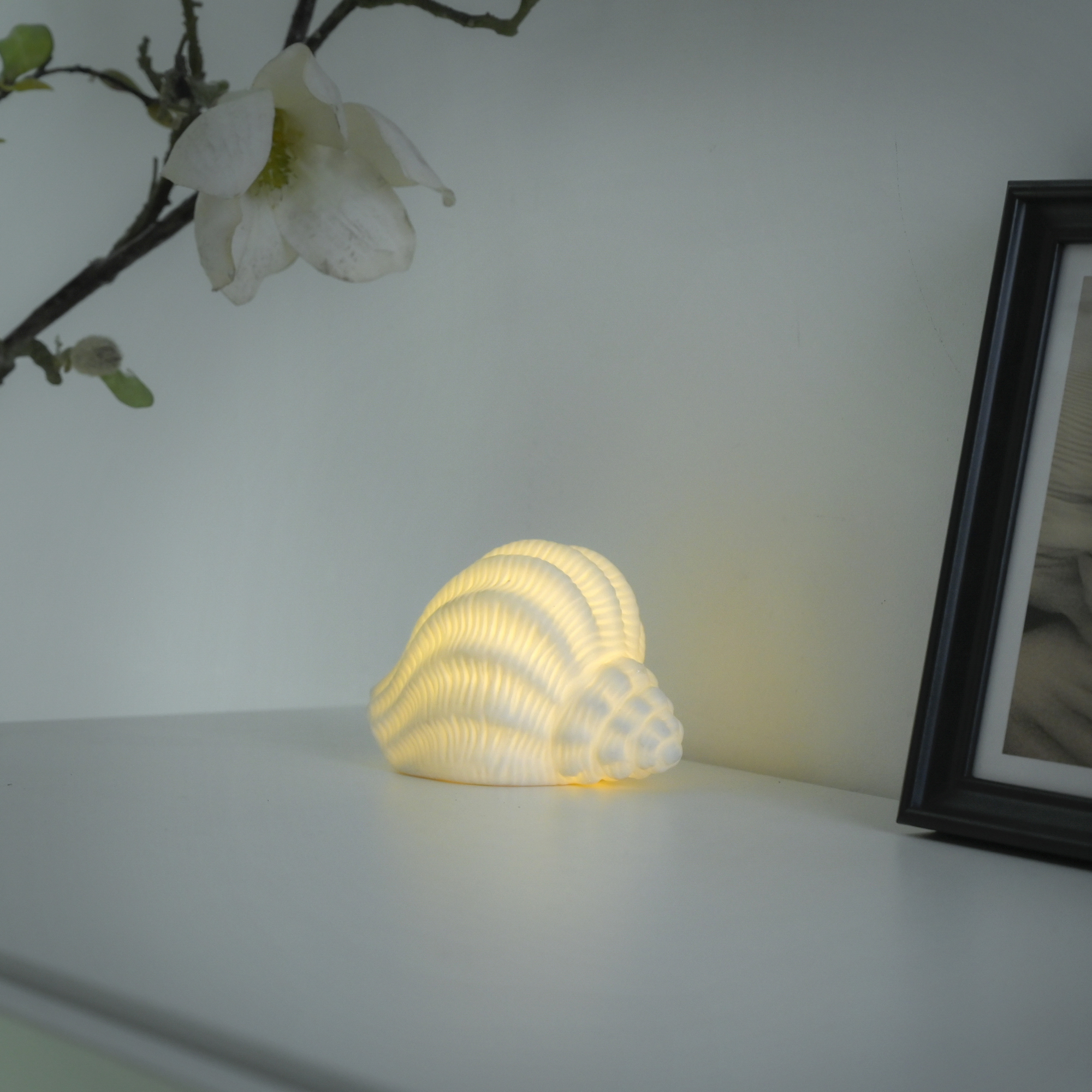 LED-Keramikleuchte 'Marishell' 8,8 x 8,2 x 12,3 cm