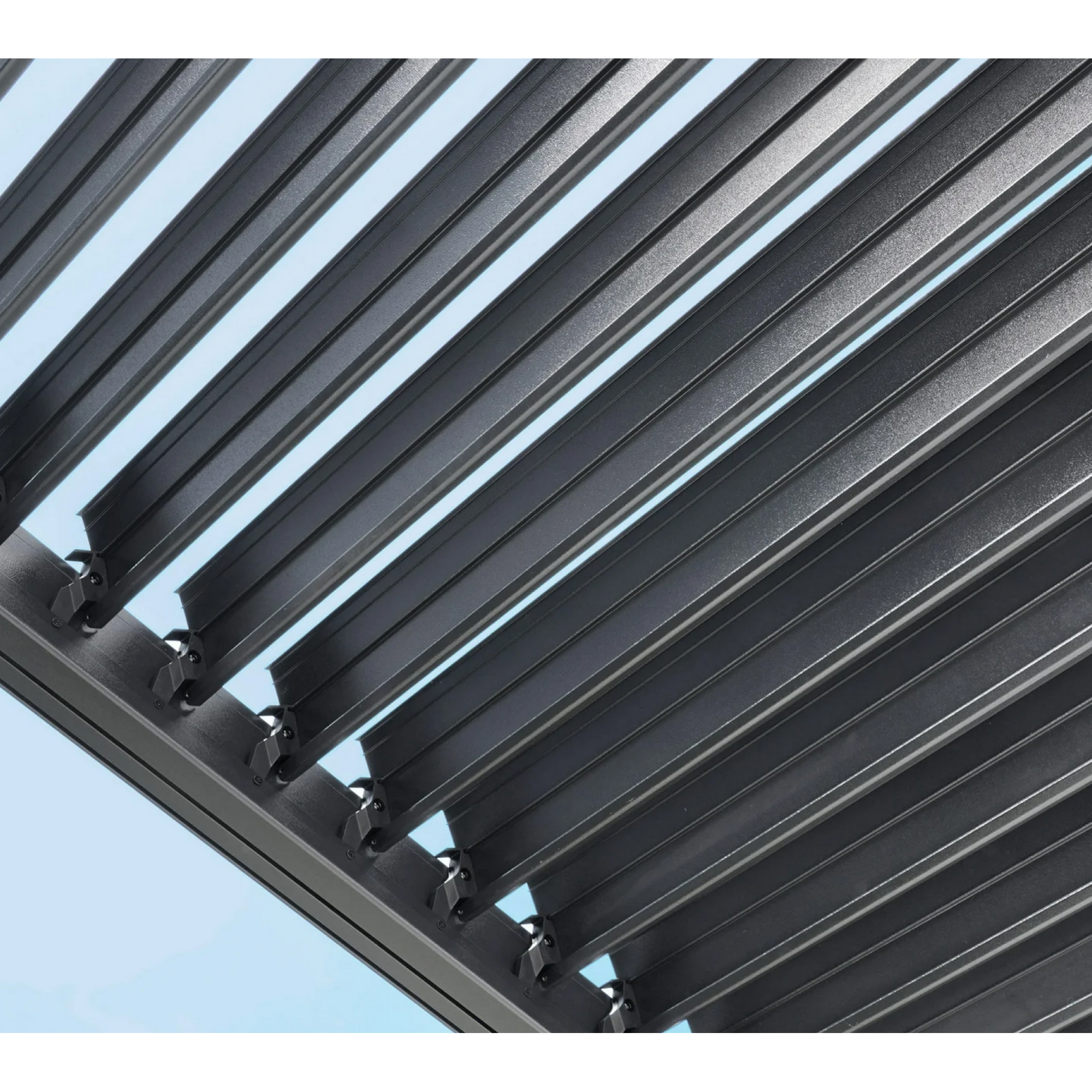 Terrassenüberdachung 'Hana 1013' schwarz mit verstellbaren Lamellen 399 x 305 x 270 cm